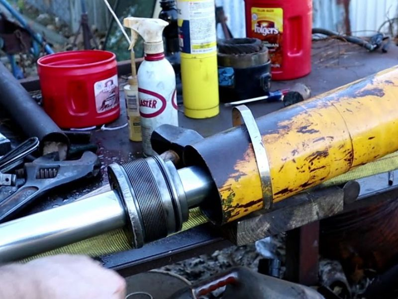 Muling itayo o palitan ang mga hydraulic cylinders, alin ang mas mahusay?